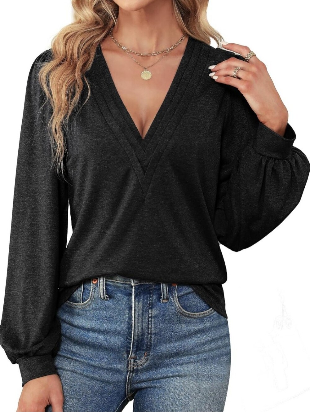 Agnes Urban V-Neck Top